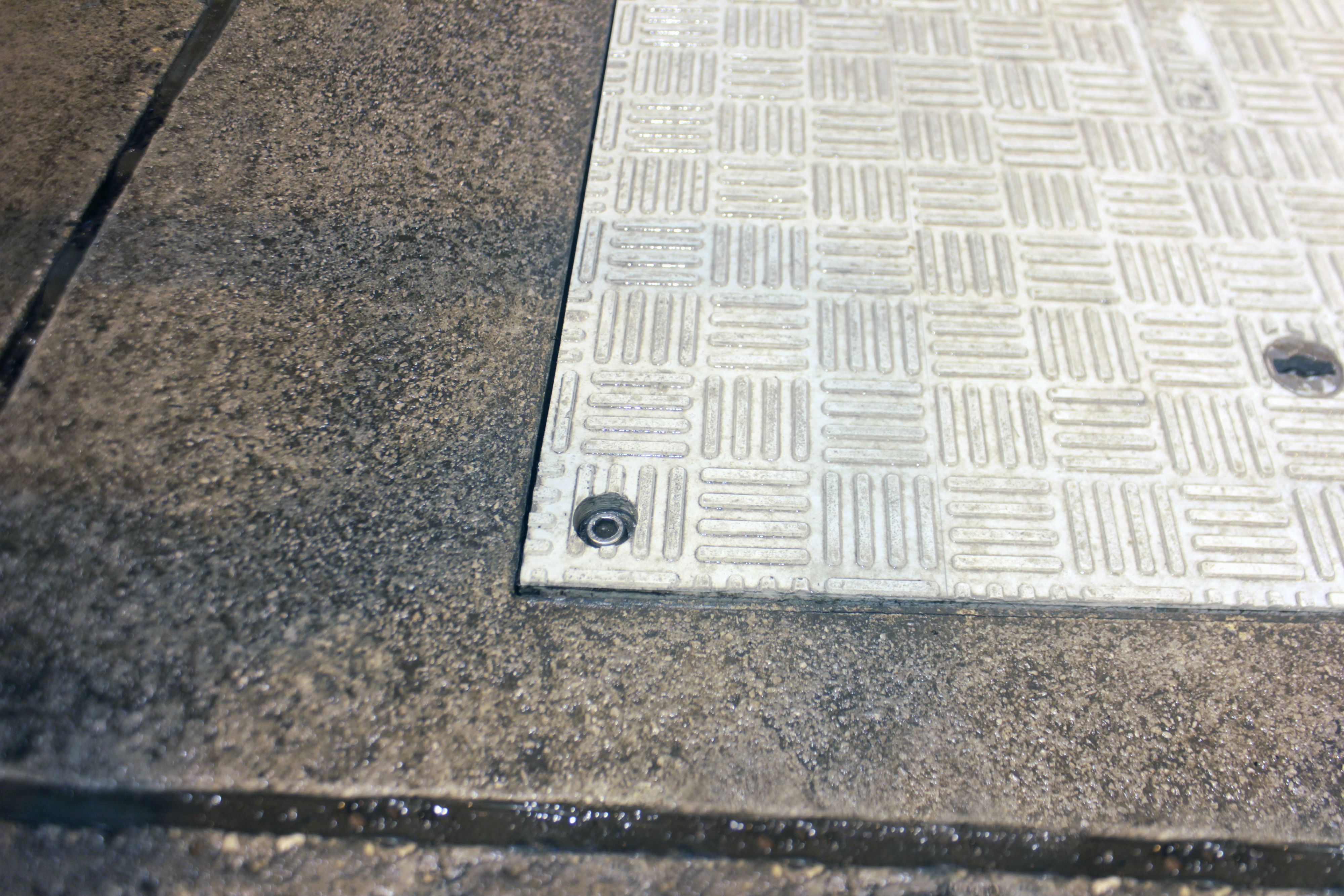 Fibrelite’s lightweight securable composite covers