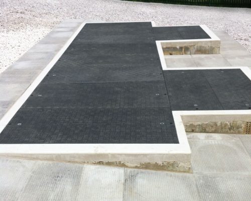 Fibrelite super lightweight covers grant immediate, authorised and safe manual access with no specialist equipment required