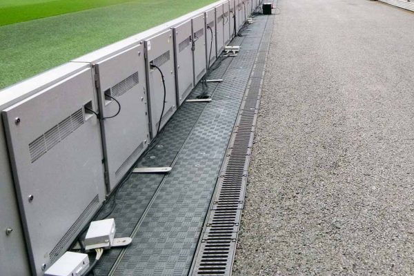 Lightweight covers allow for easy and safe removal by 2 people